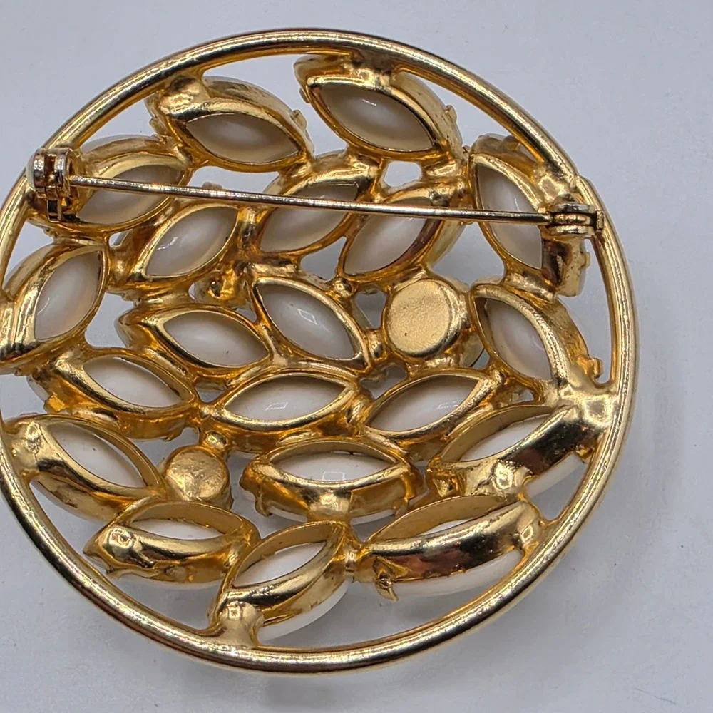 Vintage White Milk Glass AB Rhinestone Round Gold Tone Brooch Pin Cluster 2 Inch